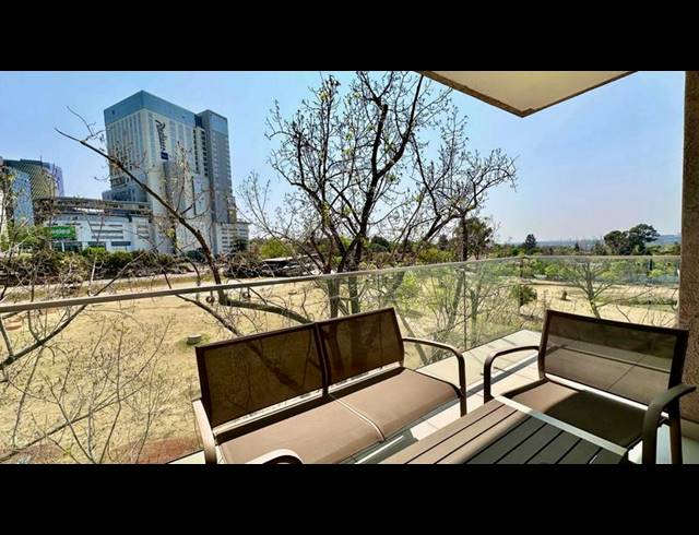 2 BEDROOM APARTMENT FOR SALE IN SANDOWN